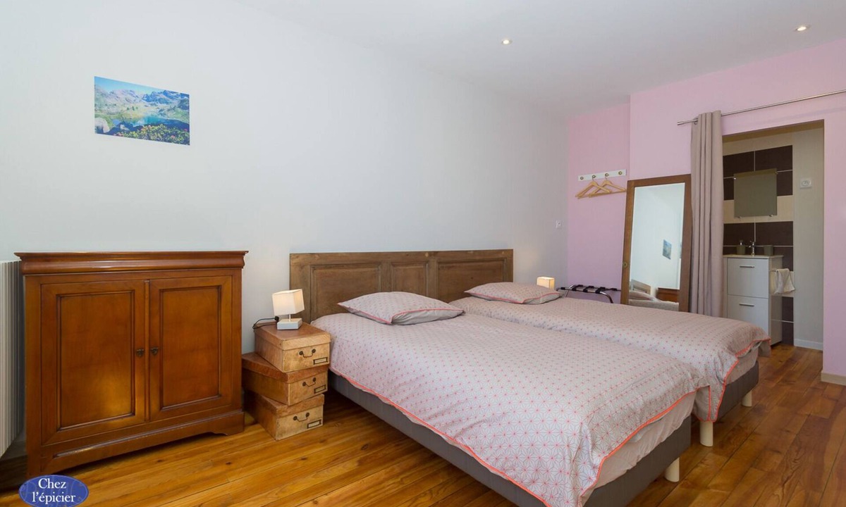 Brangues House | Gîte Chez l'Épicier