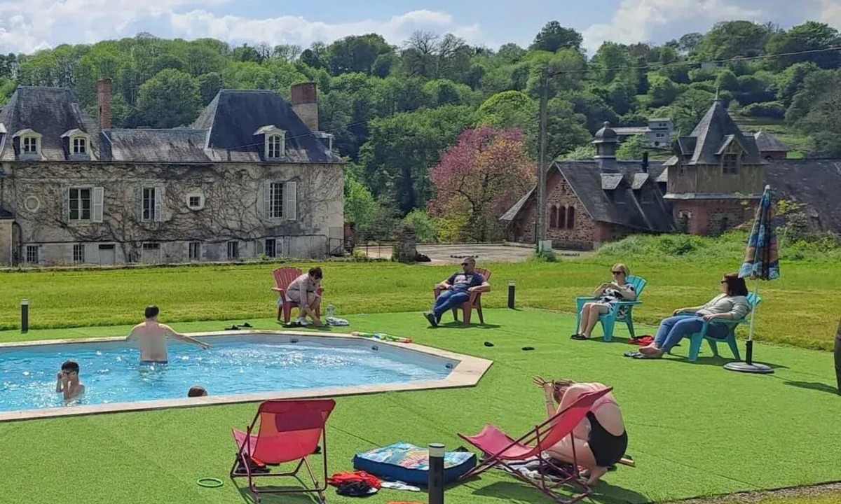 Villiers-Charlemagne House | Gîte Chouette la Valette