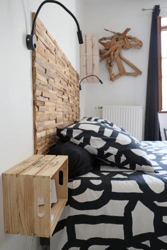 Saint-Montan Apartment | Gîte climatisé "Baugallo Acampadis"