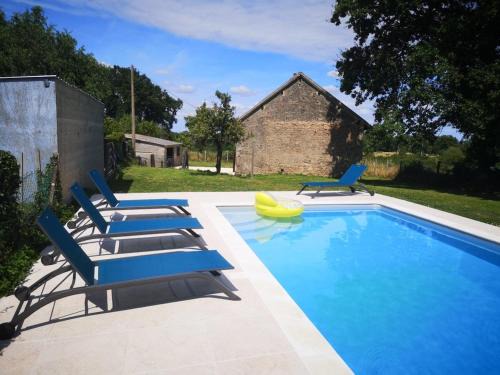 Durdat-Larequille House | Gîte Comme chiez vous Campagne et Piscine