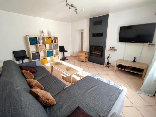 Dompcevrin House | Gîte confortable avec cheminée et parking, proche Verdun - FR-1-585-159