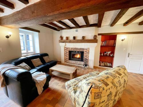 Gizeux House | Gîte confortable avec WIFI, parking, climatisation en Touraine - FR-1-381-644