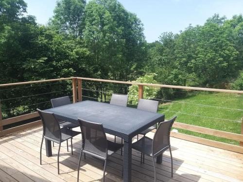 Bort-les-Orgues House | Gîte confortable à la campagne