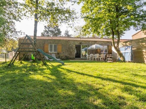 Port-Saint-Pere House | Gîte confortable avec jardin et piscine commune - FR-1-306-1325