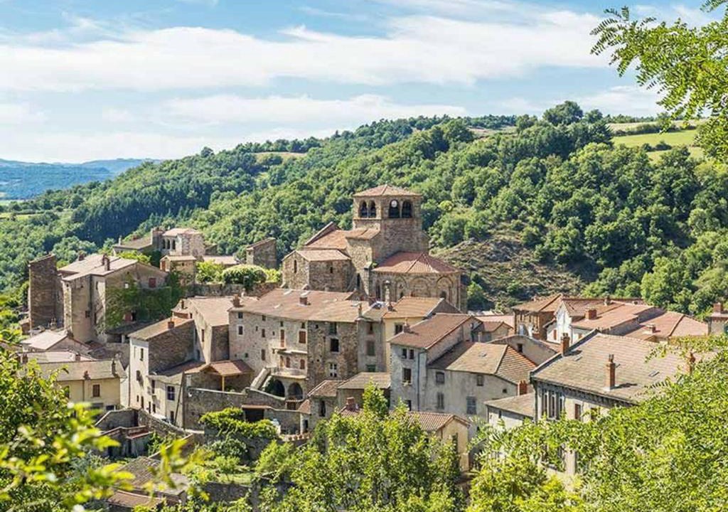 Auzon House | Gîte cosy avec jeux et terrasse à Auzon - FR-1-582-338