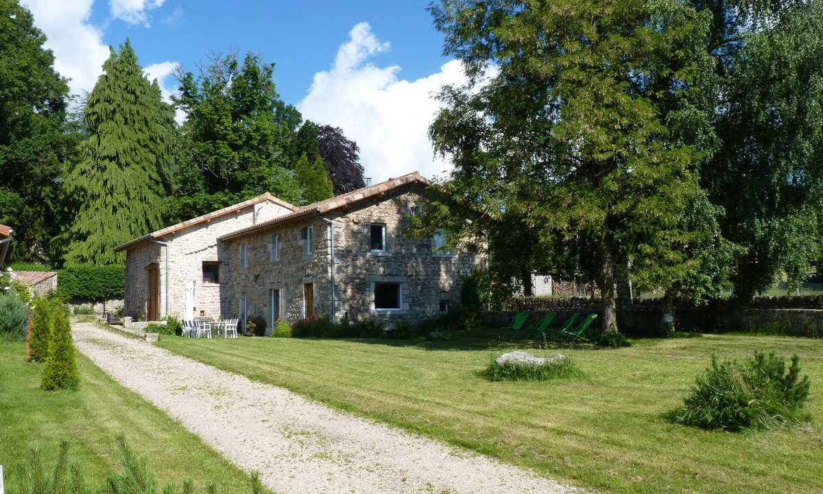 Saint-Nizier-de-Fornas House | Gîte d'EPIZOL in Saint Bonnet le Château in Haut Forez