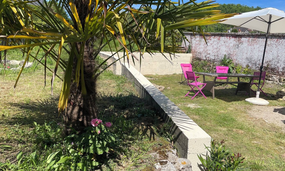 Le-Petit-Pressigny House | Gîte de Charme, Gîte de Lancienne Mairie Avec Atelier Dartiste