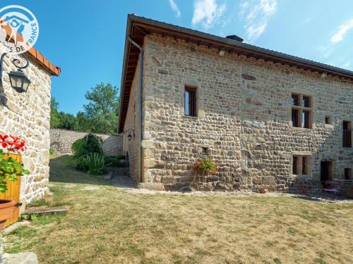 Montarcher House | Gîte de Charme 6 Pers avec Jardin Clos à Montarcher - FR-1-496-11