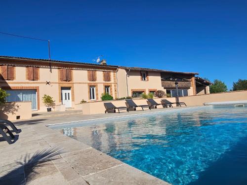 Fronton Apartment | gîte de Codeval