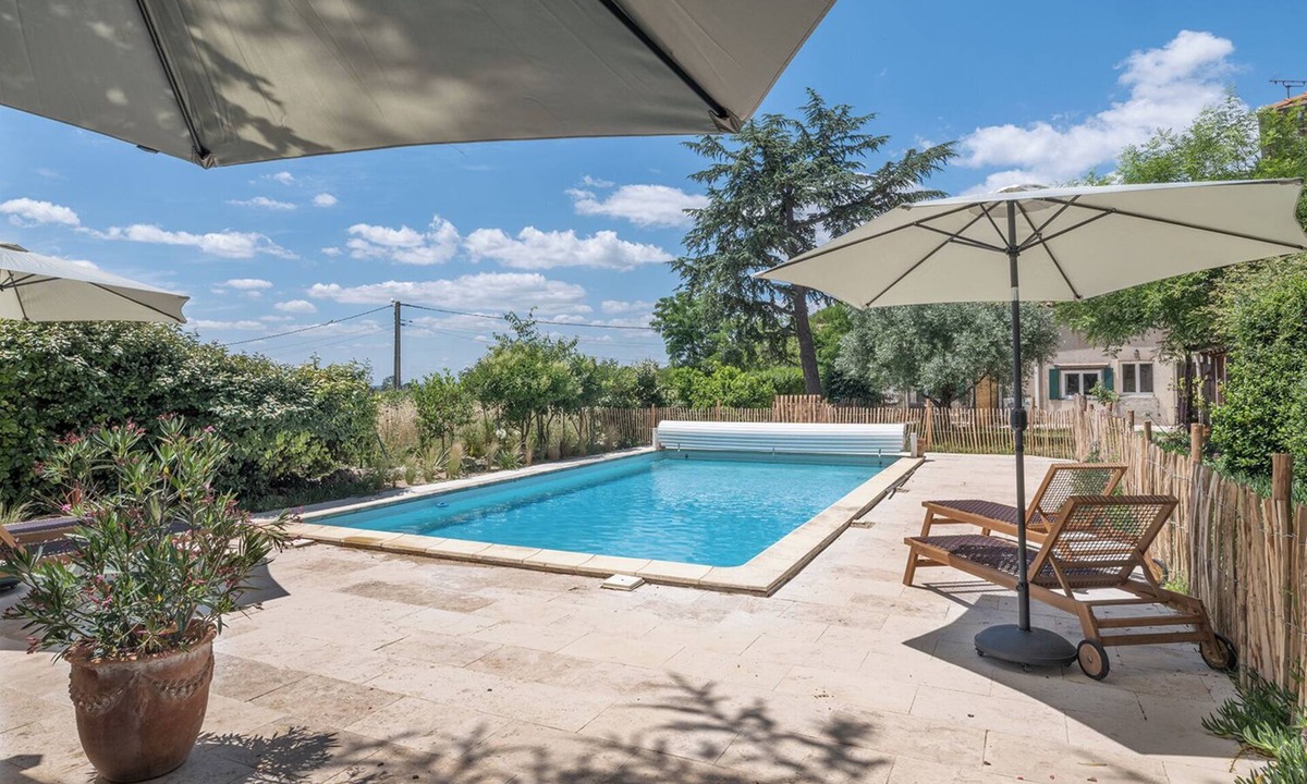 Saint-Pons-de-Mauchiens House | Gîte de Charme Avec Piscine