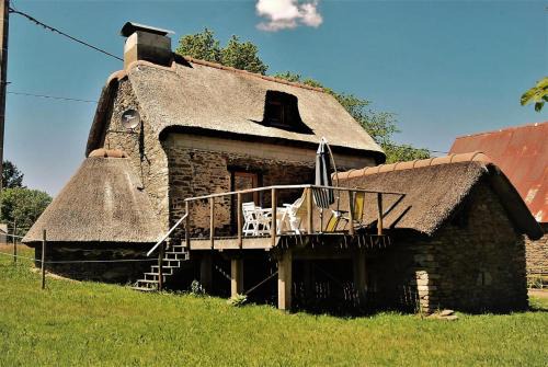 Saint-Merd-de-Lapleau Apartment | Gîte de France Gîte de coiral 3 épis - Gîte de France 2 personnes MAE-9524