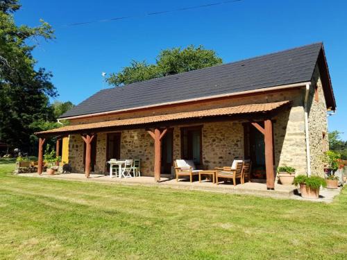 Neuvic Apartment | Gîte de France De la bergerie 2 épis - Gîte de France 4 personnes MAE-9104