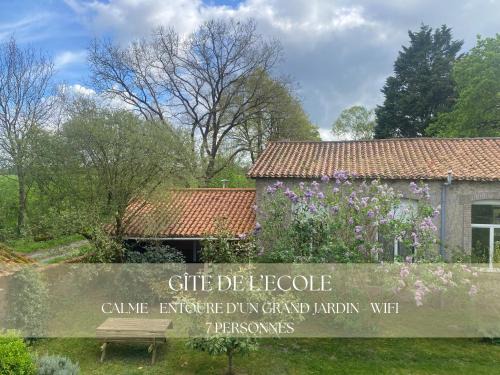 Falleron House | Gîte de l'école