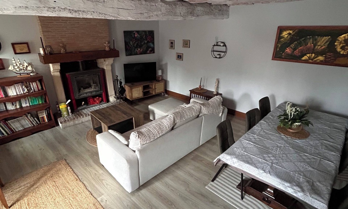 Deols House | Gîte de l'horloge