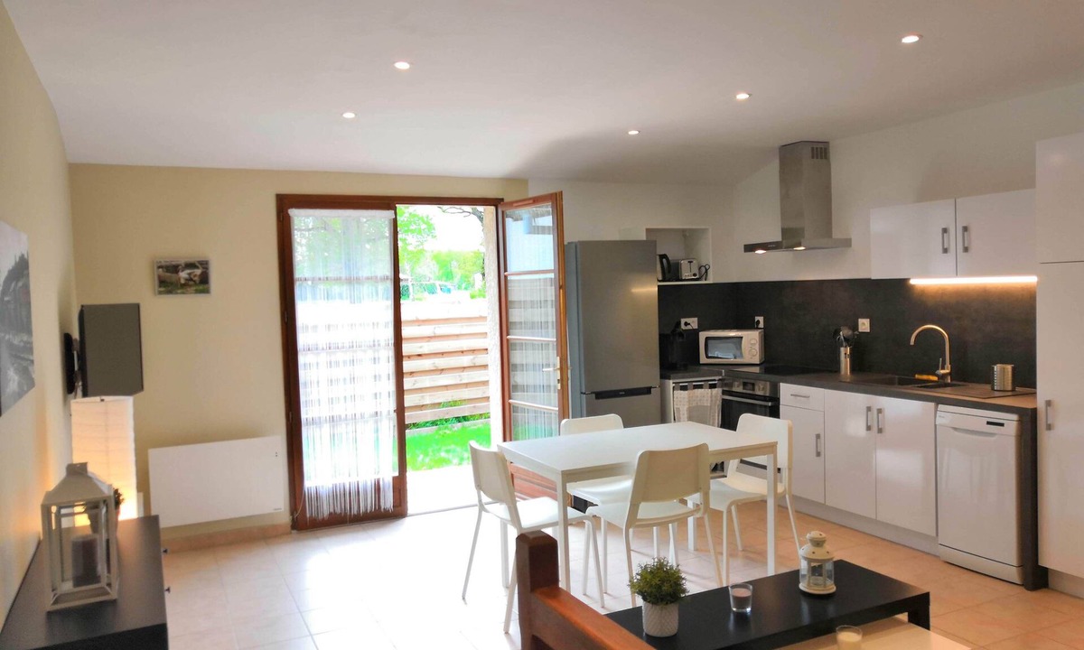 Boulingneux House | Gîte de la Cigogne