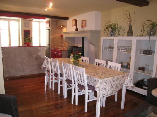 Les Riceys House | Gîte de la Croix Blanche