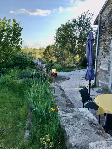 Montigny-sur-Armancon House | Gîte de la Pisserotte