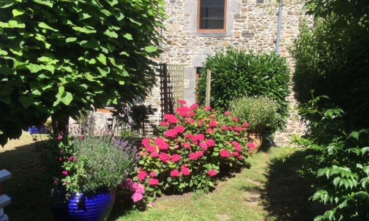 Heugueville-sur-Sienne House | "Gîte de la Sienne" by Interhome