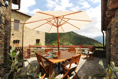 Jujols House | Gîte De La Terrasse De La Source
