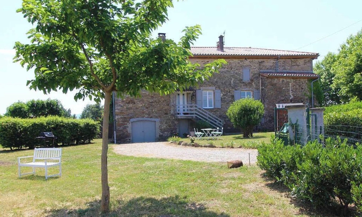 Saint-Jean-de-Touslas House | Gîte de la Tour - Beauvallon