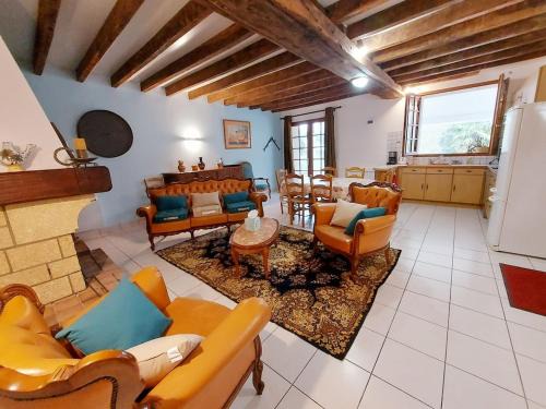 Bouchamps-les-Craon House | Gîte de pêche