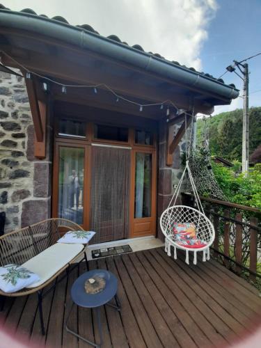 Saint-Julien-des-Chazes Apartment | gîte de Véreuges