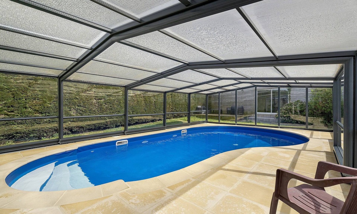 Jugon-les-Lacs-Commune-Nouvelle House | Gîte des Lacs – Le Noisetier: shared pool, sauna & jacuzzi, private terrace, Wi-Fi