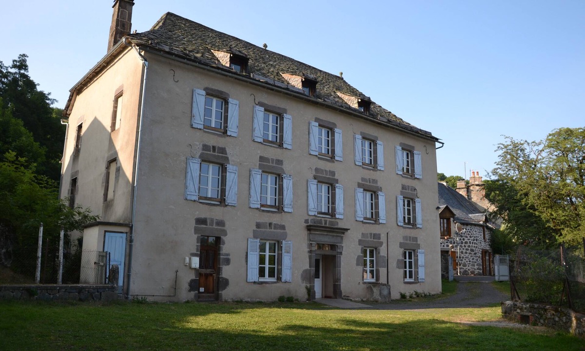 Dienne House | Gîte des Quirous