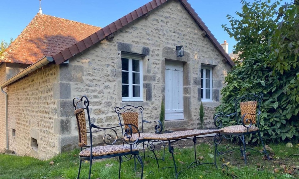 Couches House | Gîte des Templiers - COUCHES