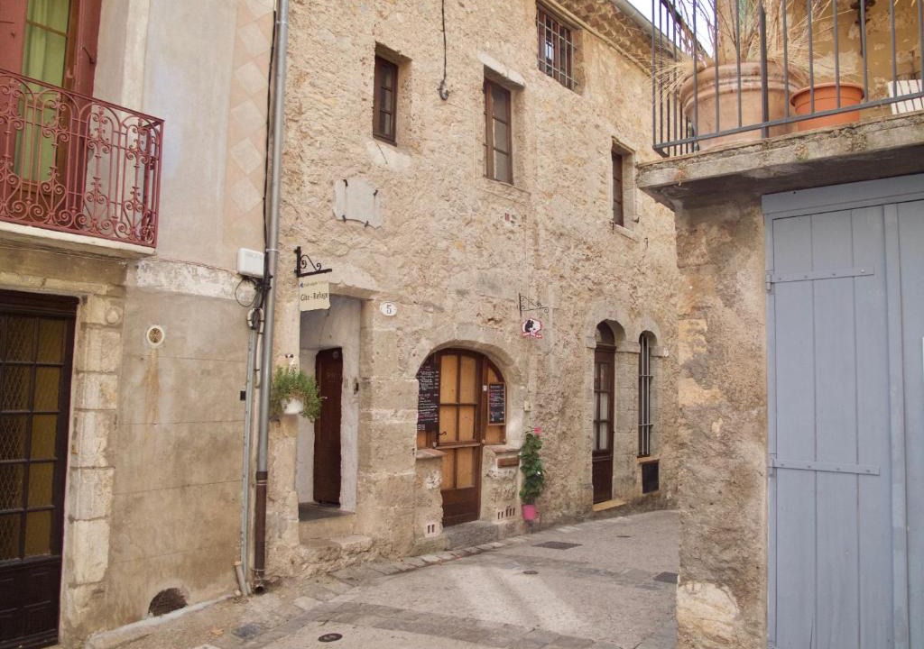 Saint-Guilhem-le-Desert Hostel | Gîte du CAF de Montpellier