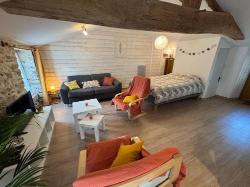 Vallet House | Gîte du Cerisier - Studio nature détente