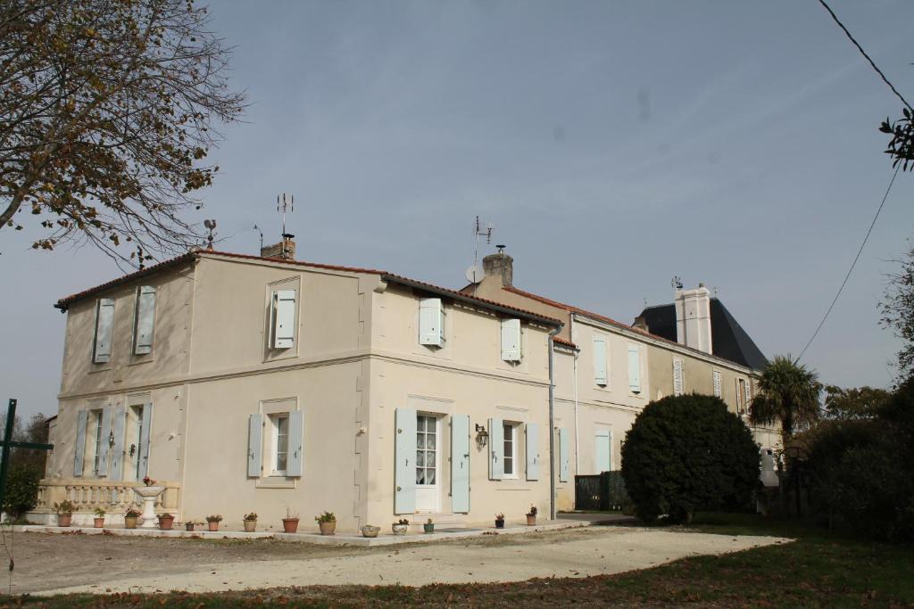 Allas-Bocage House | Gîte du Château
