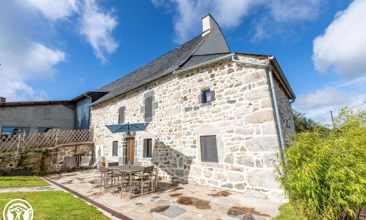 Gelles House | Gîte du Coudy - Gelles