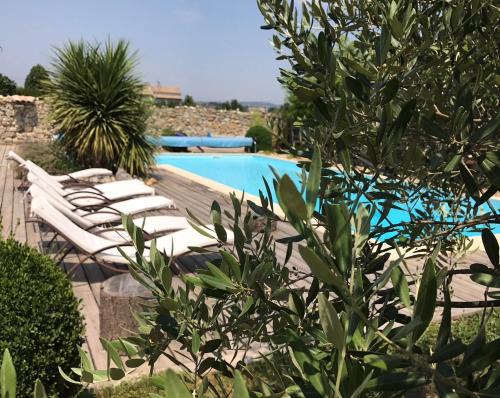 Villeneuve-de-Berg Apartment | Gîte du Domaine de la Manse