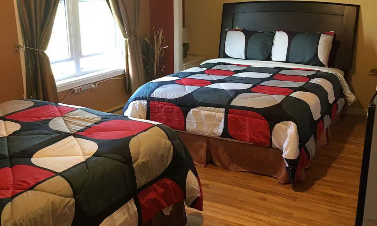 Isle aux Coudres Bed & Breakfast | Gîte du Moulin, Bedroom #5