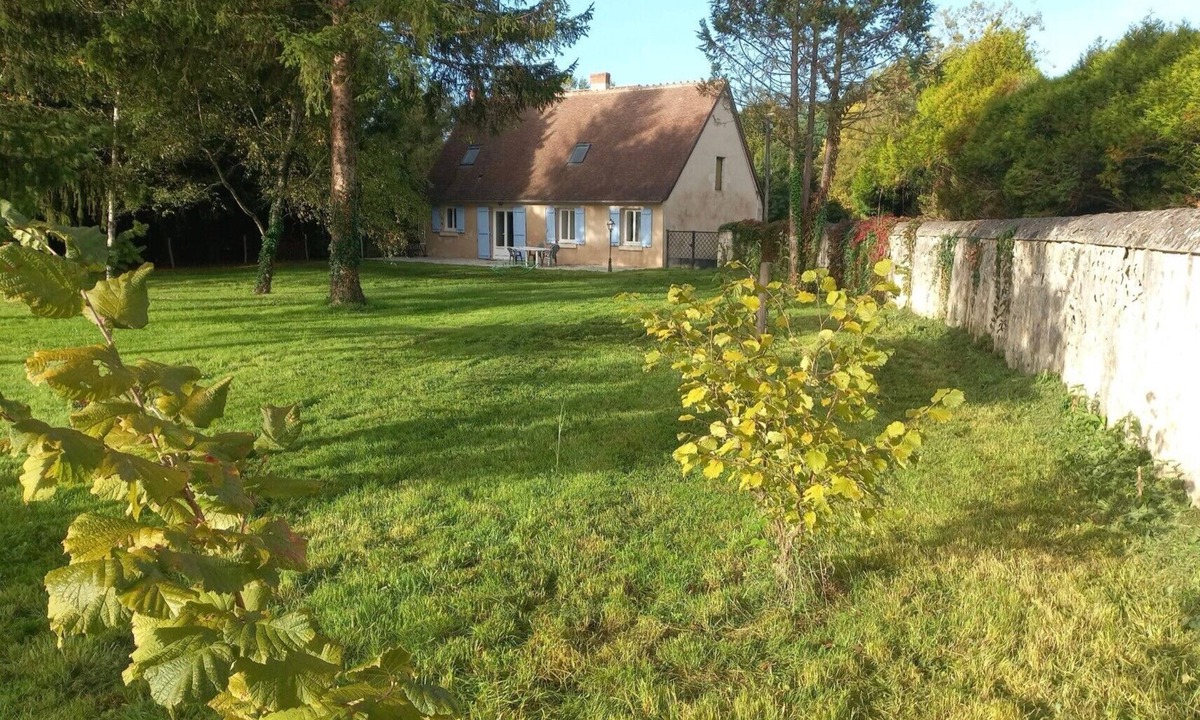 Preuilly-sur-Claise House | Gîte du Moulin de Chanvre with Private Terrace and Garden