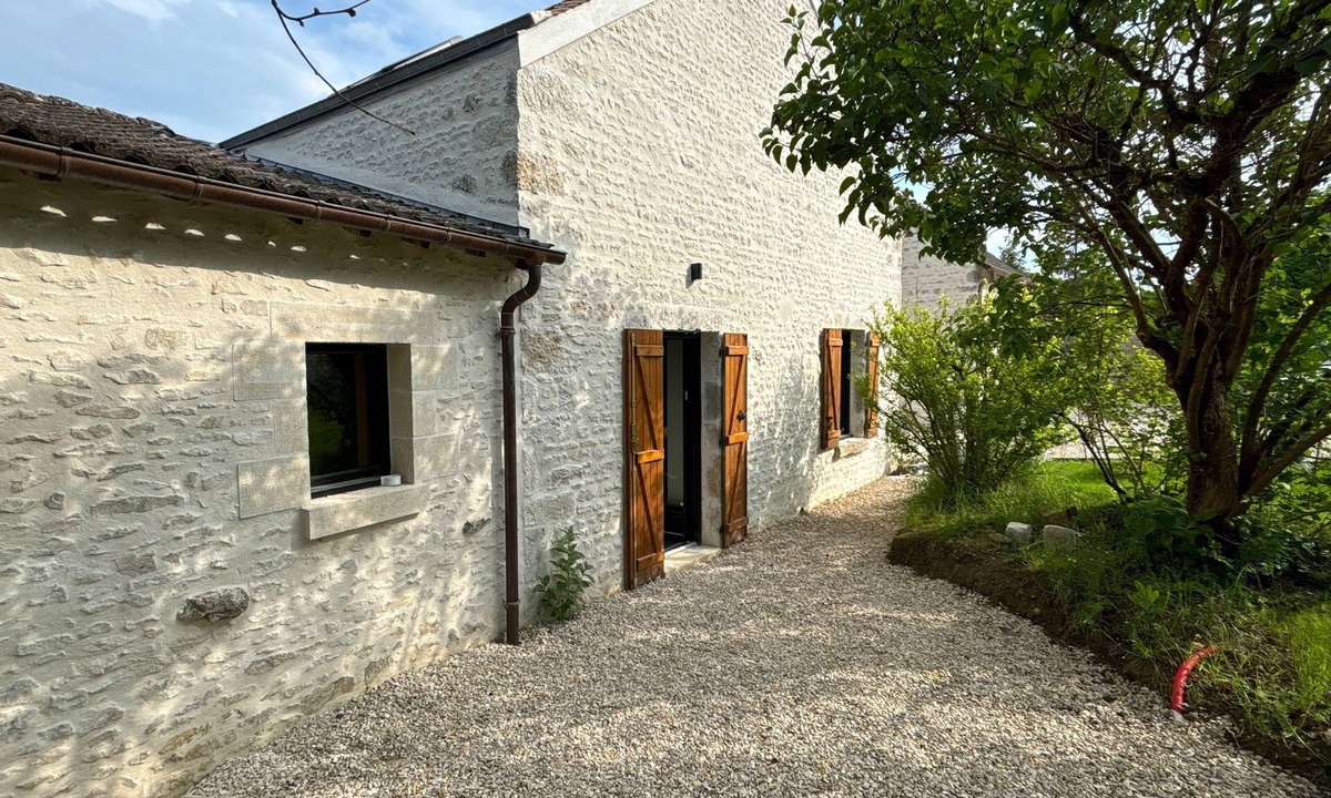 Aulnay-la-Riviere House | Gîte du Val D'auneau, 5 Ch., 3 Sdb, Piscine, Barques, Pétanque, Baby-foot