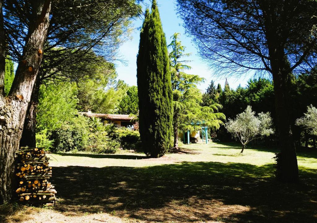 Brezilhac House | Gîte en pleine nature - Parc, Piscine, Jacuzzi