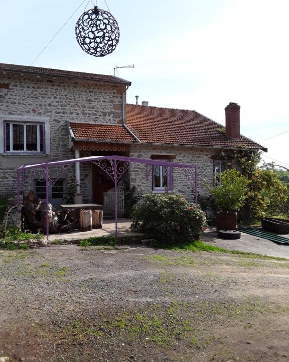 Montagny-sur-Grosne House | Gîte