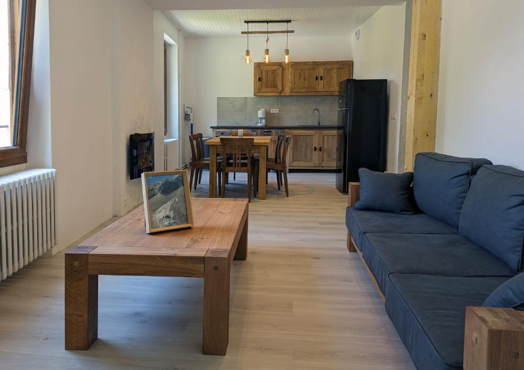 Saint-Jacques-en-Valgodemard Apartment | Gîte Loubet