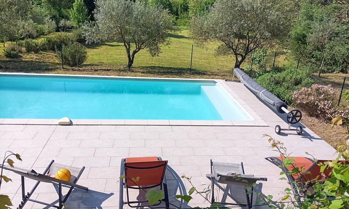Saint-Julien-de-Cassagnas Apartment | Gîte 4 people Gard, swimming pool, river and spa Les Fumades