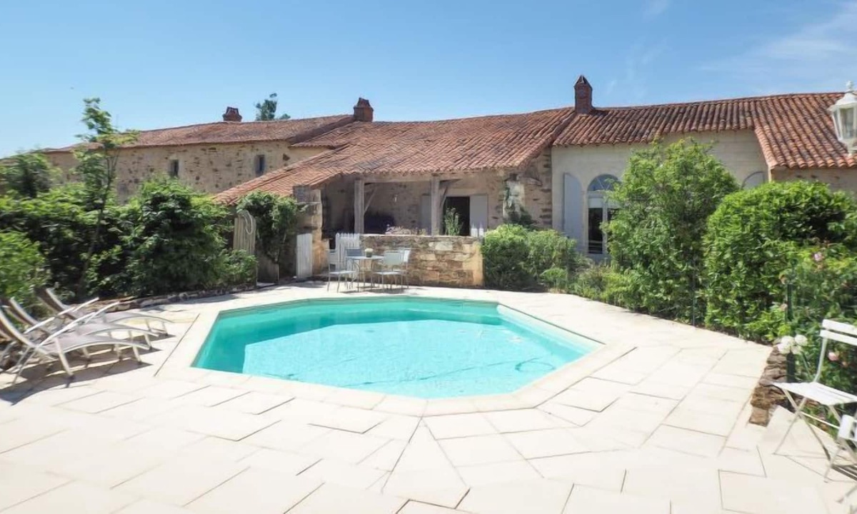 Saint-Laurent-de-la-Salle House | Gîte de l'Orangerie by Interhome