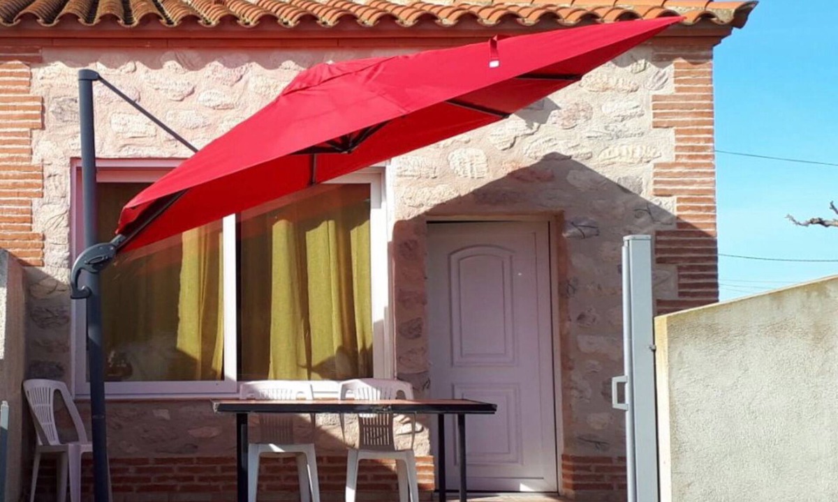 Torreilles House | Gîte in Catalan farmhouse