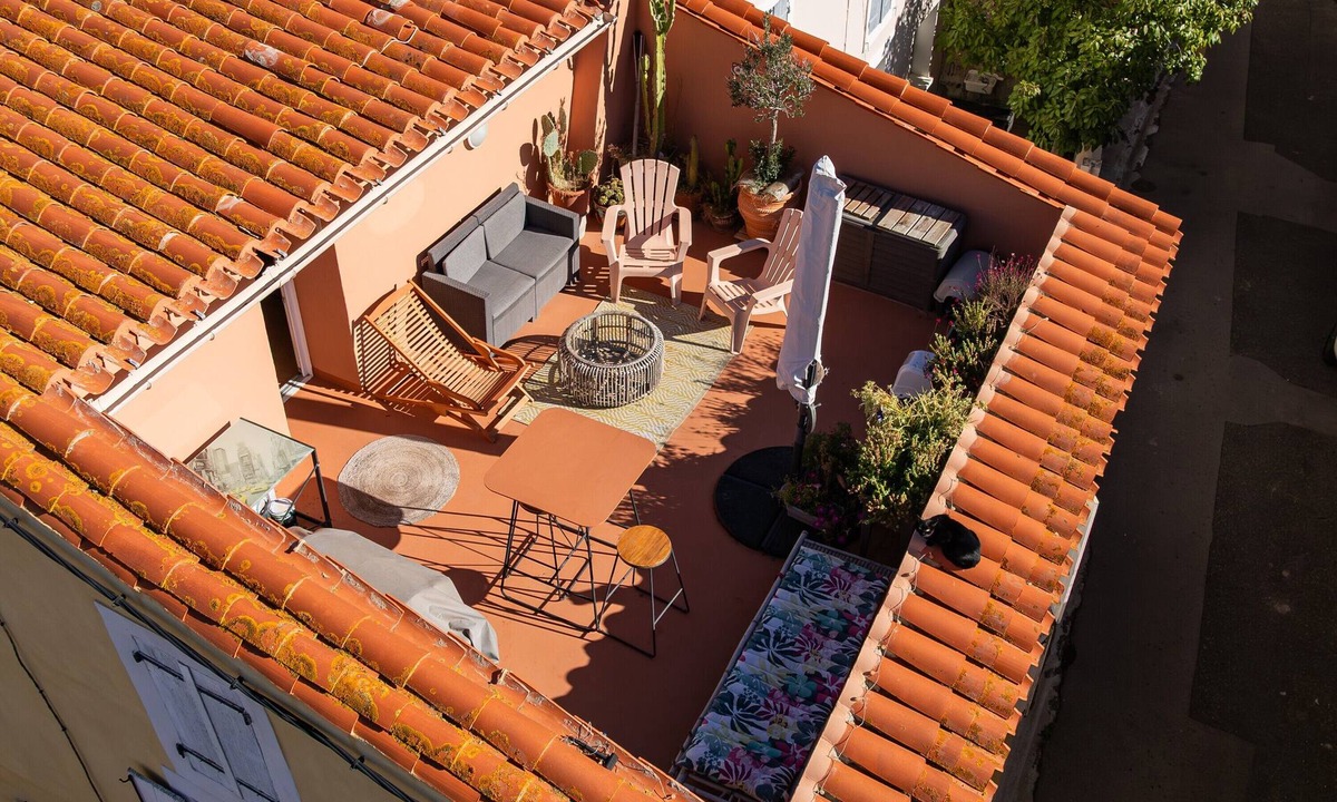 Mirepeisset Cottage | Gîte 'Joli Gîte' with Private Terrace, Wi-Fi and Air Conditioning