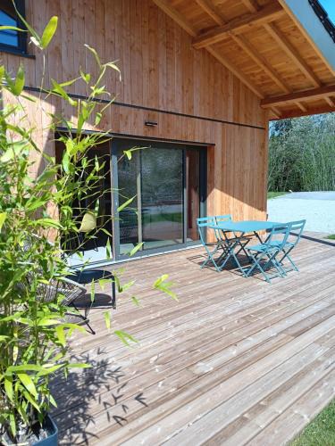 Clairvaux-les-Lacs House | Gîte Jurassien