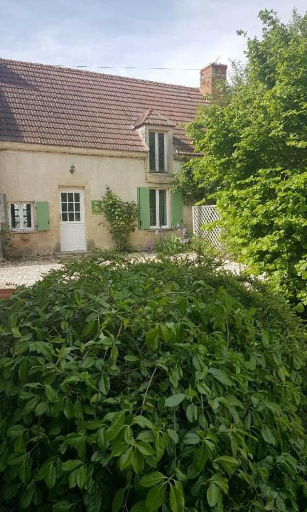 Saint-Germain-des-Bois House | Gîte L' authentique