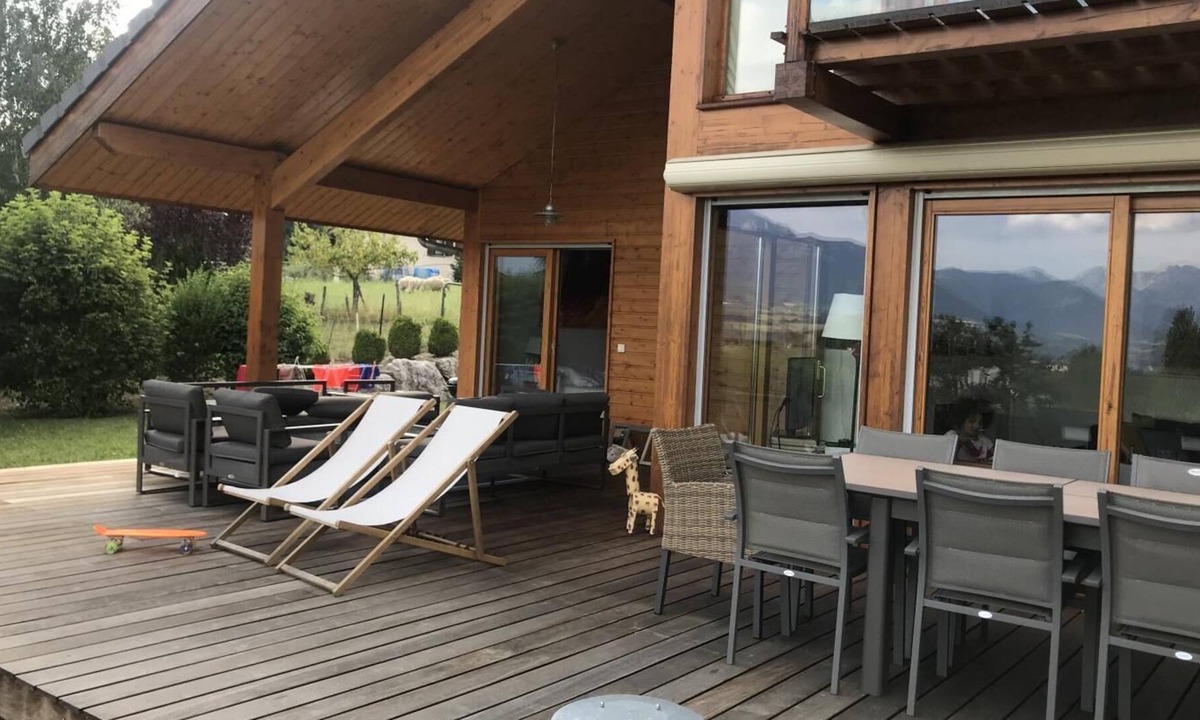 Ponsonnas House | Gîte l'Ecrin de bois