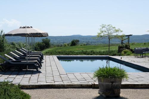 Saint-Sauveur-de-Cruzieres House | Gîte l'olivier au mas Dujau
