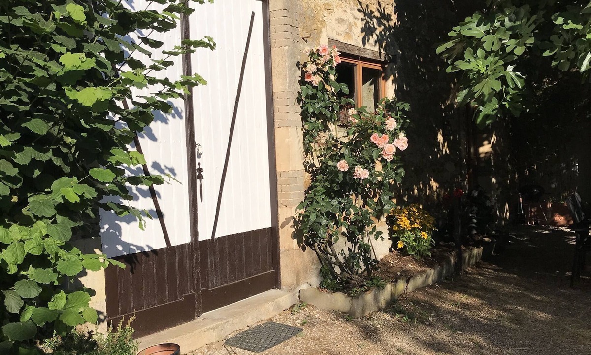 Bazoges-en-Pareds House | Gîte L'olivier