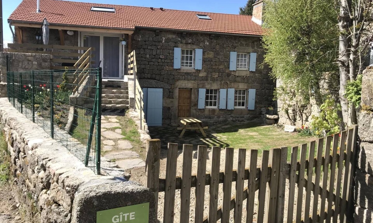Rocles House | Gîte L'Oustaou 4/5 persons